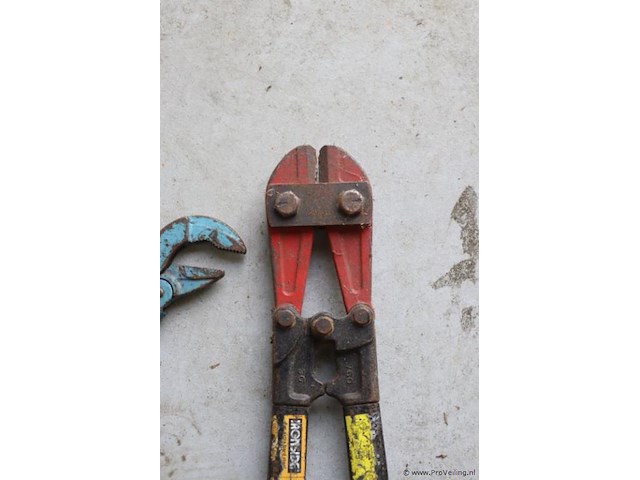 Partij diversen o.a. stanley rolmaat, nietmachine & tangen - afbeelding 6 van  6