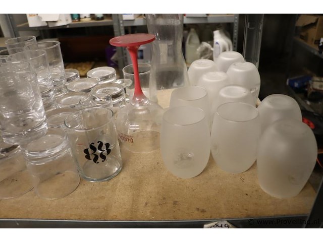 Partij diversen o.a. texels bierglas, glazen potjes, amstel radler glazen, wijn & borrelglazen - afbeelding 6 van  11