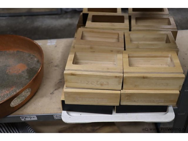 Partij diversen o.a. texels bierglas, glazen potjes, amstel radler glazen, wijn & borrelglazen - afbeelding 10 van  11