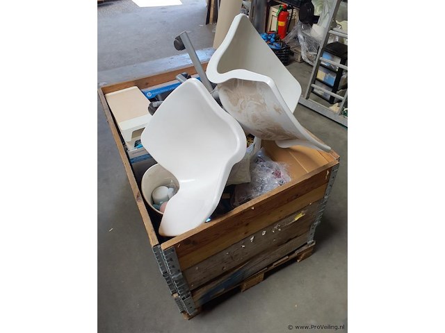 Partij diversen o.a. toetsenbord, bureaustoel & epson printer - afbeelding 2 van  5