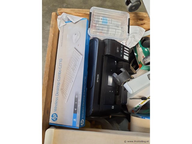 Partij diversen o.a. toetsenbord, bureaustoel & epson printer - afbeelding 3 van  5