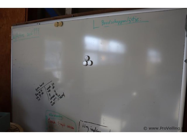 Partij diversen o.a. whiteboard, archiveerbakken, pennen & etiketten - afbeelding 4 van  8