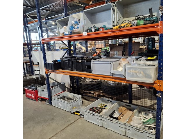 Partij diversen, o.a. yato, philips, makita, hitachi - afbeelding 1 van  77