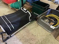 Partij diversen onder tafel - afbeelding 7 van  7