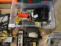 Partij diversen op een pallet - afbeelding 3 van  5