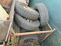 Partij diversen, pallets en palletboxen op het buitenterrein - afbeelding 6 van  14