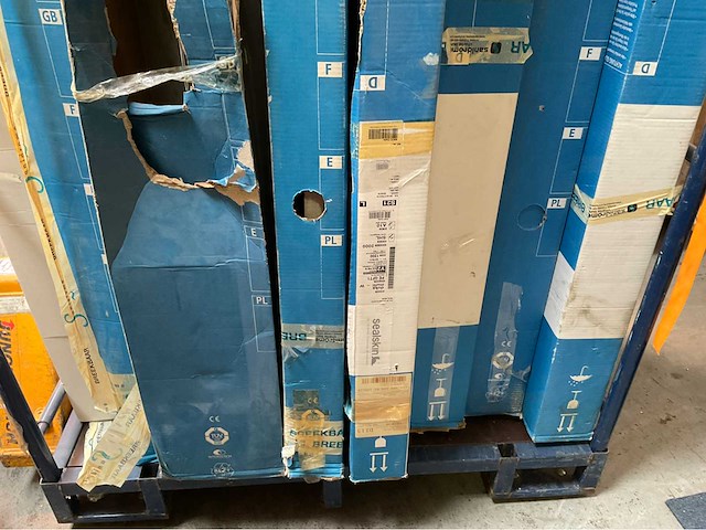 Partij diversen sealskin douche & badwanden - afbeelding 5 van  8