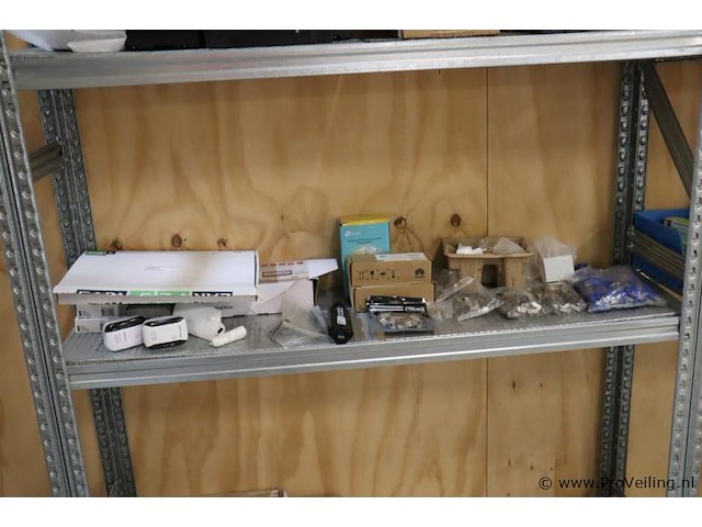 Partij diversen t.b.v. zonnepanelen o.a. av access usb extender u2ex50 - afbeelding 1 van  5