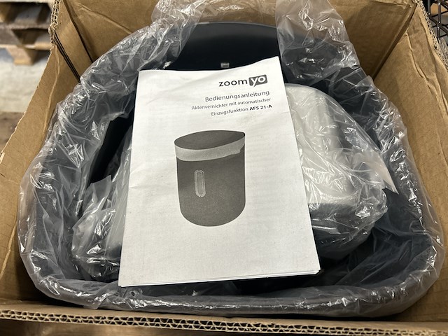 Partij diversen w.o. bamboe placemats, papiervernietiger - afbeelding 8 van  9