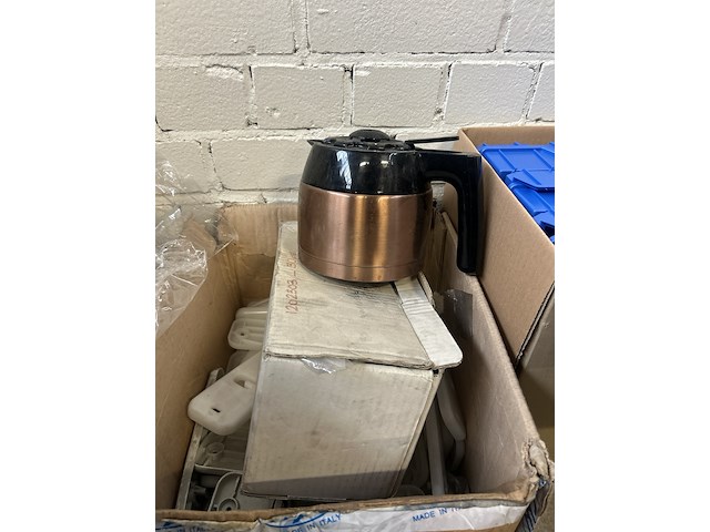 Partij diversen w.o. bouwmarkt artikelen w.o. geberit - afbeelding 6 van  9