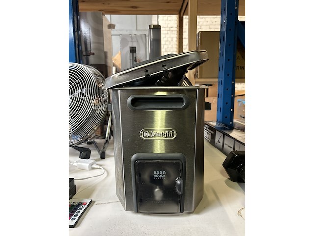 Partij diversen w.o. camera en ventilator w.o. delonghi, prima donna, innox - afbeelding 2 van  9
