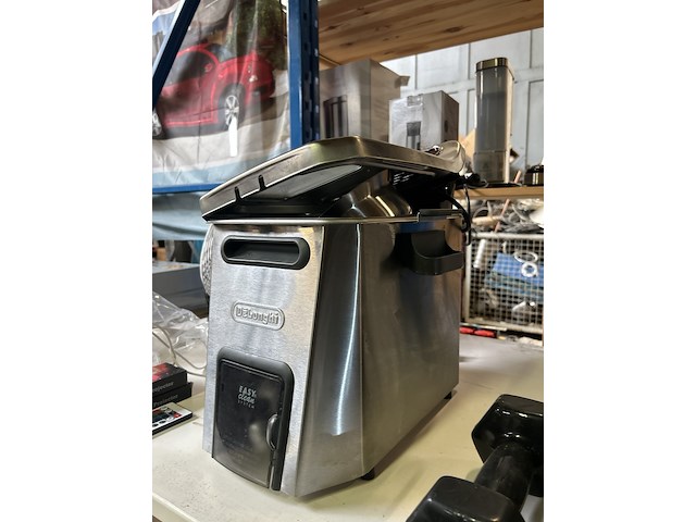 Partij diversen w.o. camera en ventilator w.o. delonghi, prima donna, innox - afbeelding 3 van  9