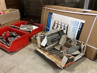 Partij diversen w.o. gereedschap, stellingkast - afbeelding 2 van  9