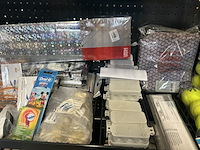 Partij diversen w.o. leifheit, oral-b, dunlop - afbeelding 3 van  7