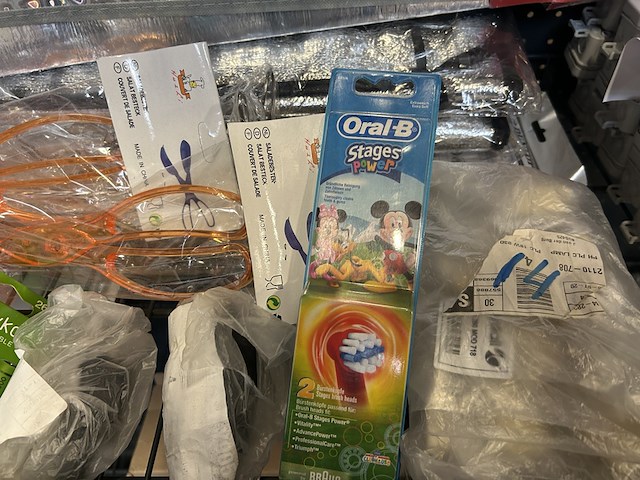 Partij diversen w.o. leifheit, oral-b, dunlop - afbeelding 5 van  7