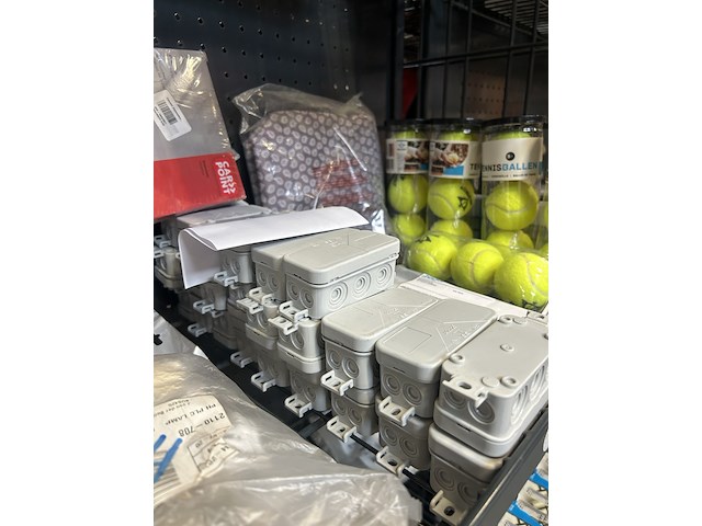 Partij diversen w.o. leifheit, oral-b, dunlop - afbeelding 7 van  7