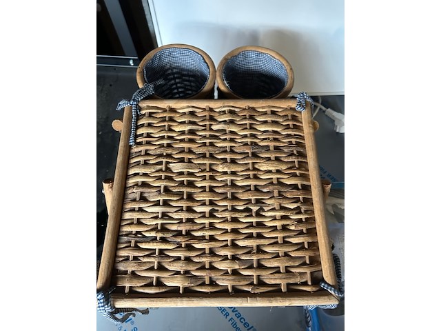 Partij diversen w.o. picknickmand, transparante afvalzakken, dumbell set - afbeelding 10 van  12