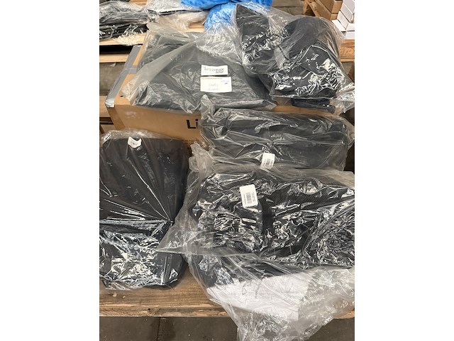 Partij diversen w.o. shiatsu massagekussens - afbeelding 1 van  5