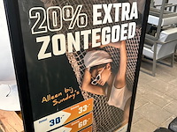 Partij diversen w.o. tandenbleekmachine, meubelen, reclamebord - afbeelding 14 van  14