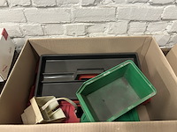 Partij diversen w.o. veiligheidsschoenen en bouwmaterialen - afbeelding 2 van  16