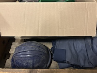 Partij diversen w.o. veiligheidsschoenen en bouwmaterialen - afbeelding 3 van  16