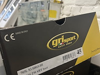 Partij diversen w.o. veiligheidsschoenen en bouwmaterialen - afbeelding 7 van  16