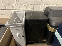 Partij diversen w.o. veiligheidsschoenen en bouwmaterialen - afbeelding 14 van  16