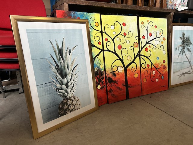 Partij diversen w.o. wanddecoratie, meubels - afbeelding 2 van  8