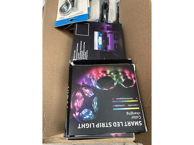 Partij diversen w.o. wireless deurbel, led strip - afbeelding 4 van  8