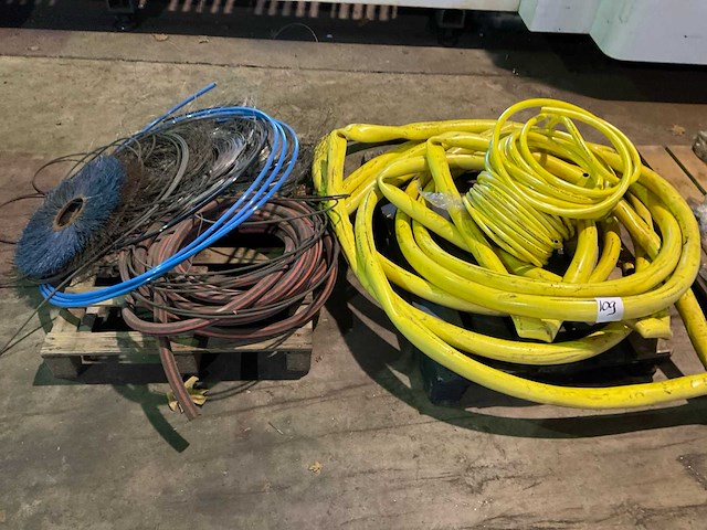 Partij diversen - afbeelding 1 van  3