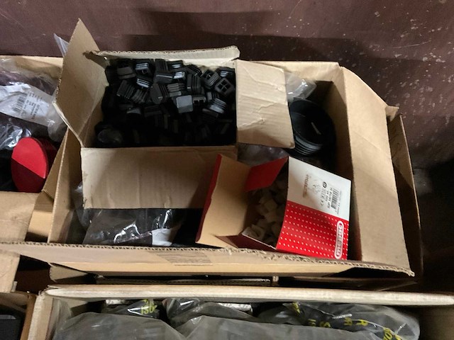 Partij diversen - afbeelding 5 van  15