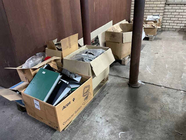 Partij diversen - afbeelding 1 van  15