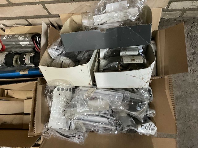 Partij diversen - afbeelding 9 van  15