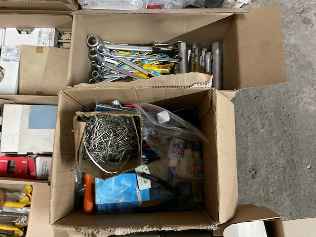 Partij diversen - afbeelding 12 van  15