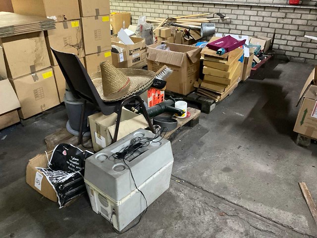 Partij diversen - afbeelding 1 van  15