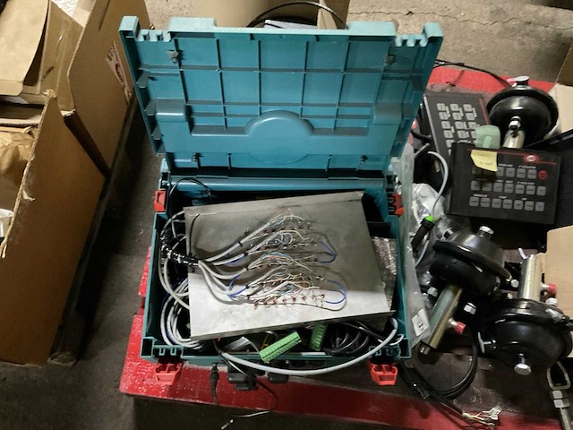 Partij diversen - afbeelding 11 van  15