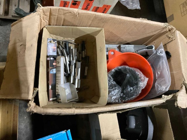 Partij diversen - afbeelding 14 van  15