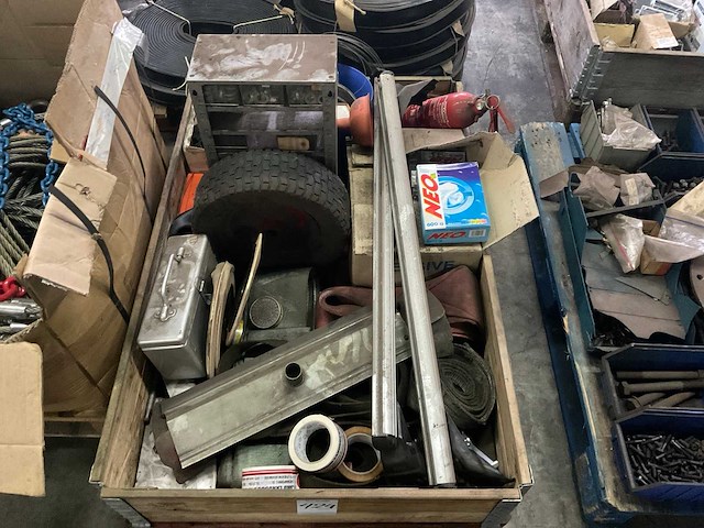 Partij diversen - afbeelding 1 van  5