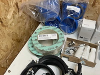 Partij diversen - afbeelding 2 van  19