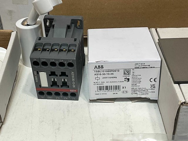 Partij diversen - afbeelding 5 van  19