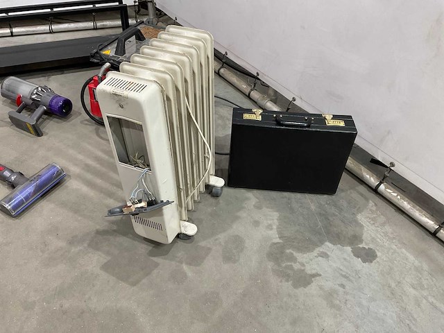 Partij diversen - afbeelding 2 van  10