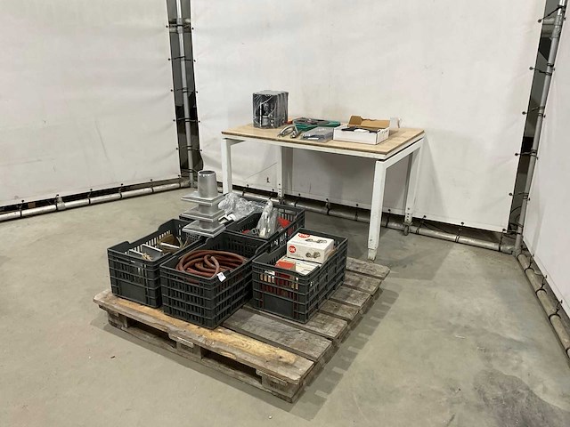 Partij diversen - afbeelding 1 van  10