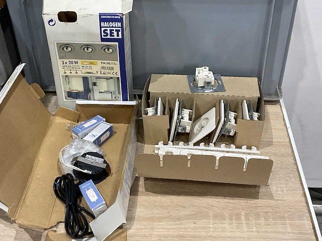 Partij diversen - afbeelding 5 van  8