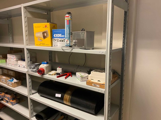 Partij diversen - afbeelding 1 van  8