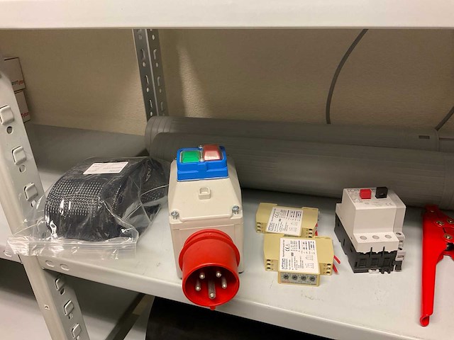 Partij diversen - afbeelding 6 van  8