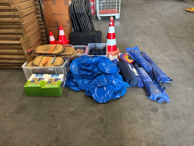 Partij diversen - afbeelding 1 van  9
