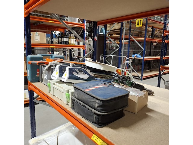 Partij diversen - afbeelding 1 van  15