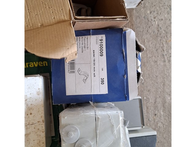 Partij diversen - afbeelding 2 van  18