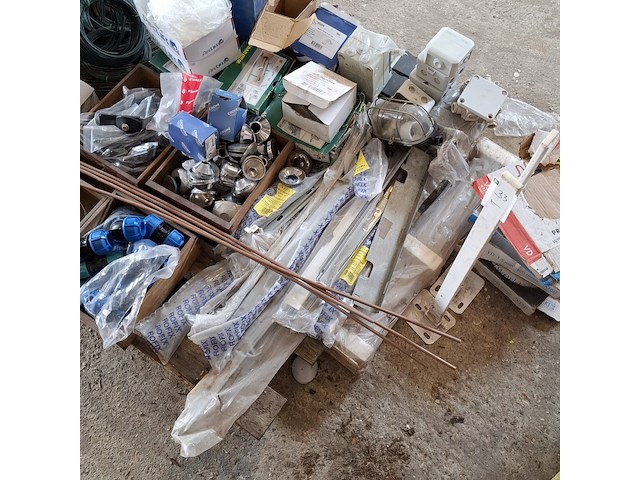 Partij diversen - afbeelding 7 van  18