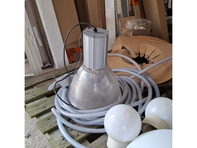 Partij diversen - afbeelding 15 van  20